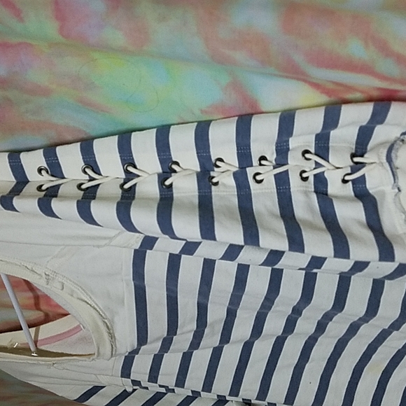 Maurices 3/4 sleeve sweater size 3 - Picture 3 of 4